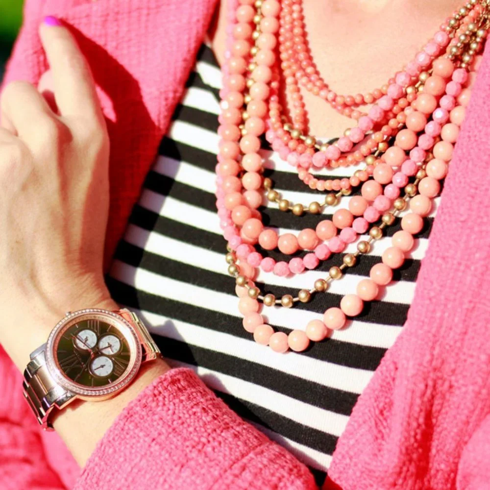 :: S&D⚜️💖🧡❤️Retired Coral Palomino Necklace - Picture 4 of 9